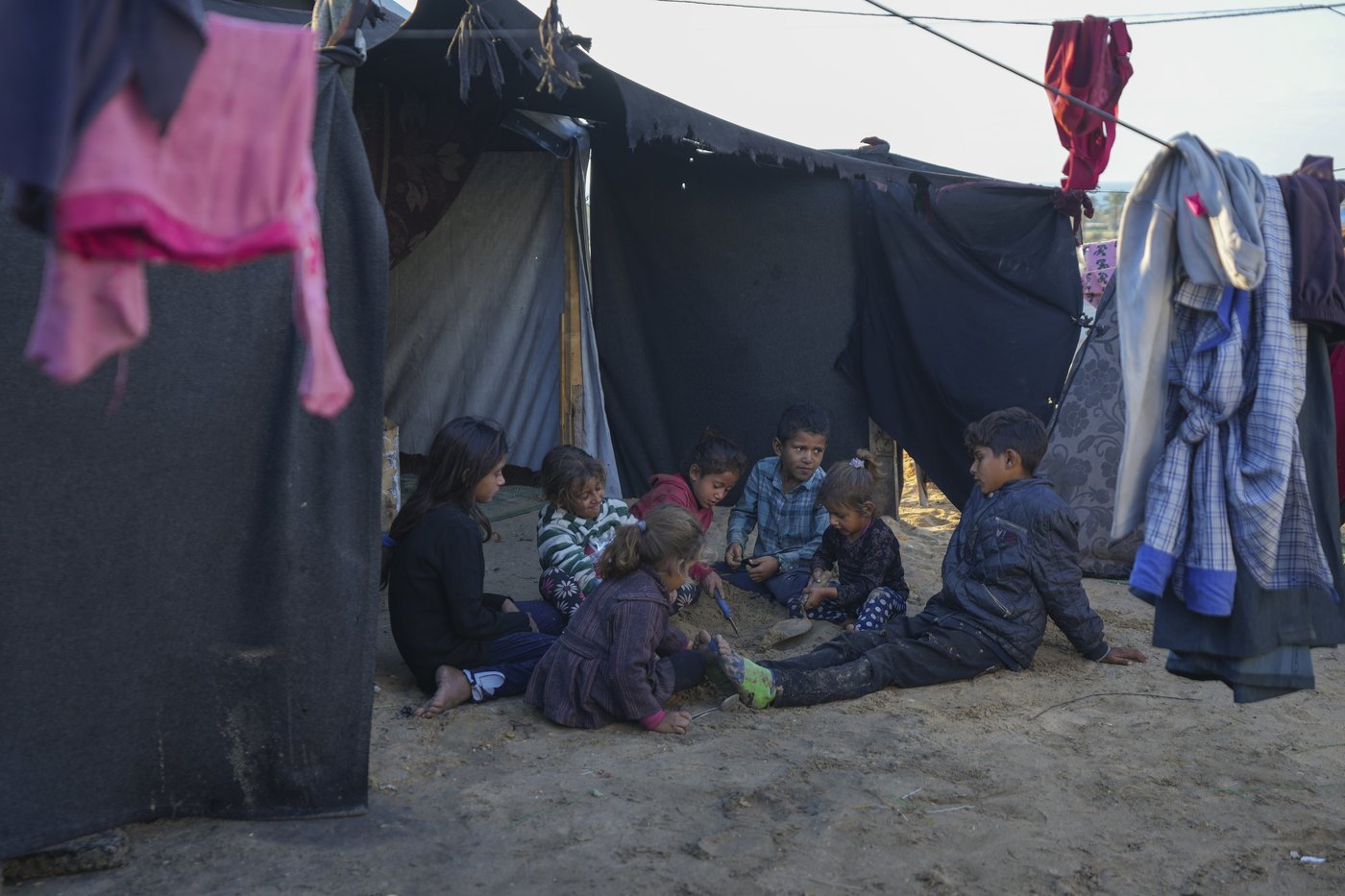 Winter is hitting Gaza and many Palestinians have little protection from the cold | iNFOnews.ca