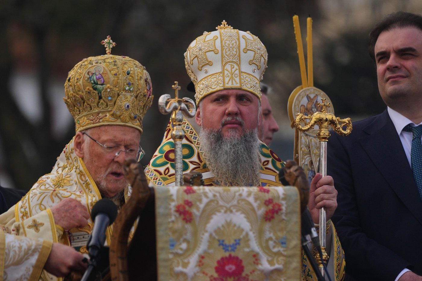 Photos show celebrations of Epiphany, also known as Three Kings Day | iNFOnews.ca