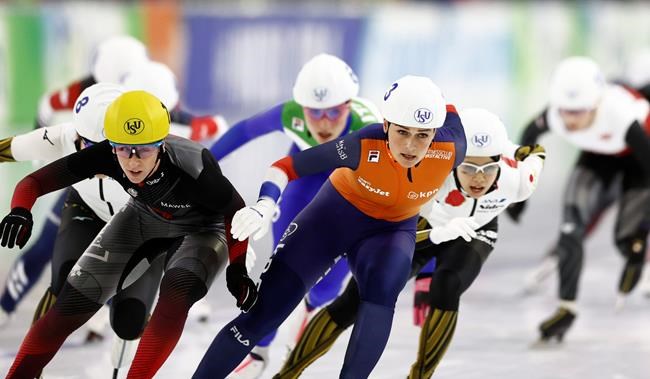 Ottawa speedskater Ivanie Blondin wins World Cup women's mass start title | iNFOnews.ca