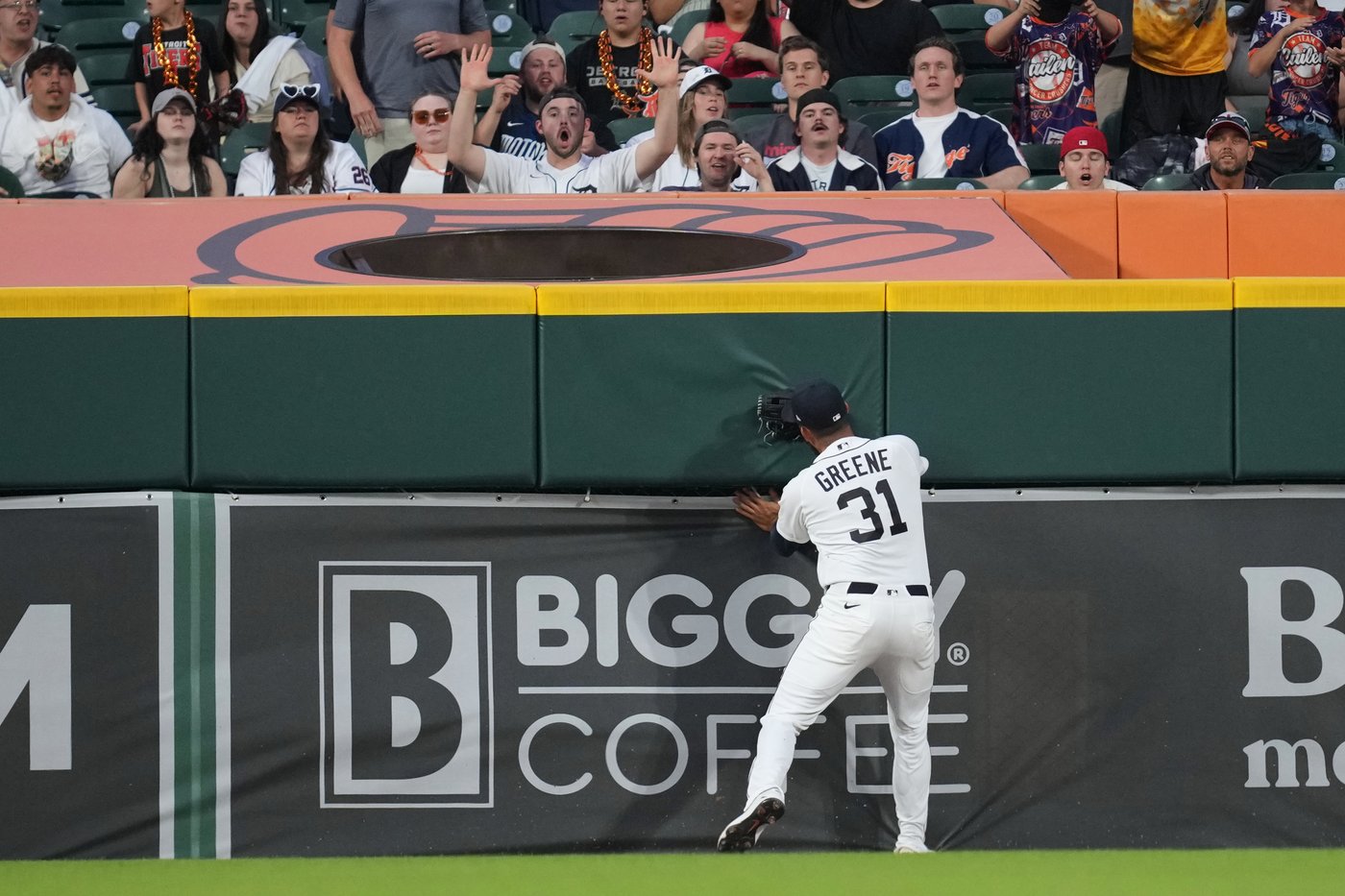 Vaughn Grissom's grand slam, 6 RBIs lead Angels over Tigers, 10-6 | iNFOnews.ca