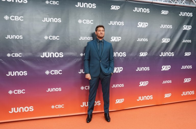 Prime Video to launch Michael Bublé and Drew Scott's Vancouver hockey show 'Hometown Giants' | iNFOnews.ca