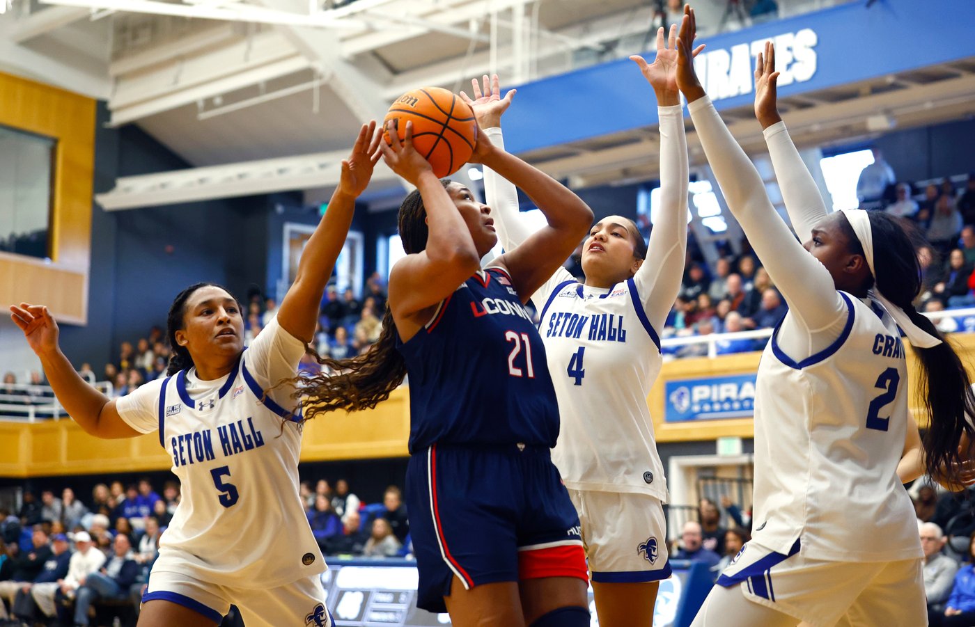 AP women's basketball player of the week is No. 1 UConn's Sarah Strong | iNFOnews.ca AP women's basketball player of the week is No. 1 UConn's Sarah Strong | iNFOnews.ca
