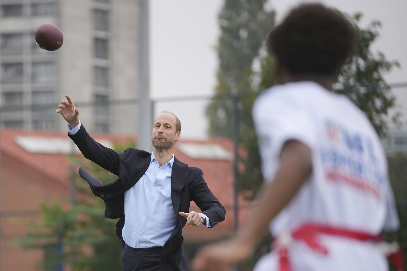 Royal arm: Prince William tries his hand at flag football in NFL event with kids in London | iNFOnews.ca Royal arm: Prince William tries his hand at flag football in NFL event with kids in London | iNFOnews.ca