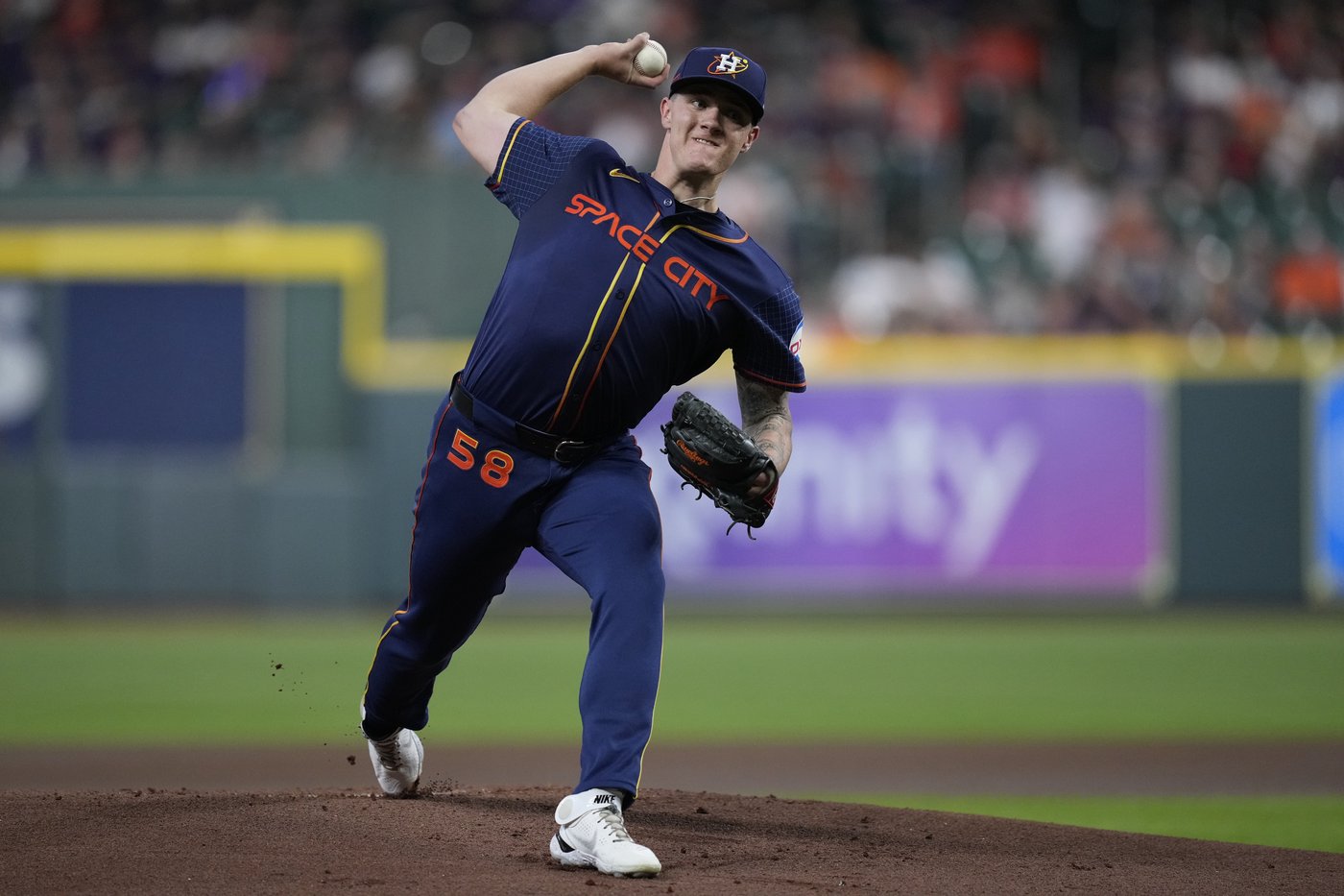 Miller throws 7 shutout innings as Mariners prevent Astros from clinching AL West with 6-1 win | iNFOnews.ca