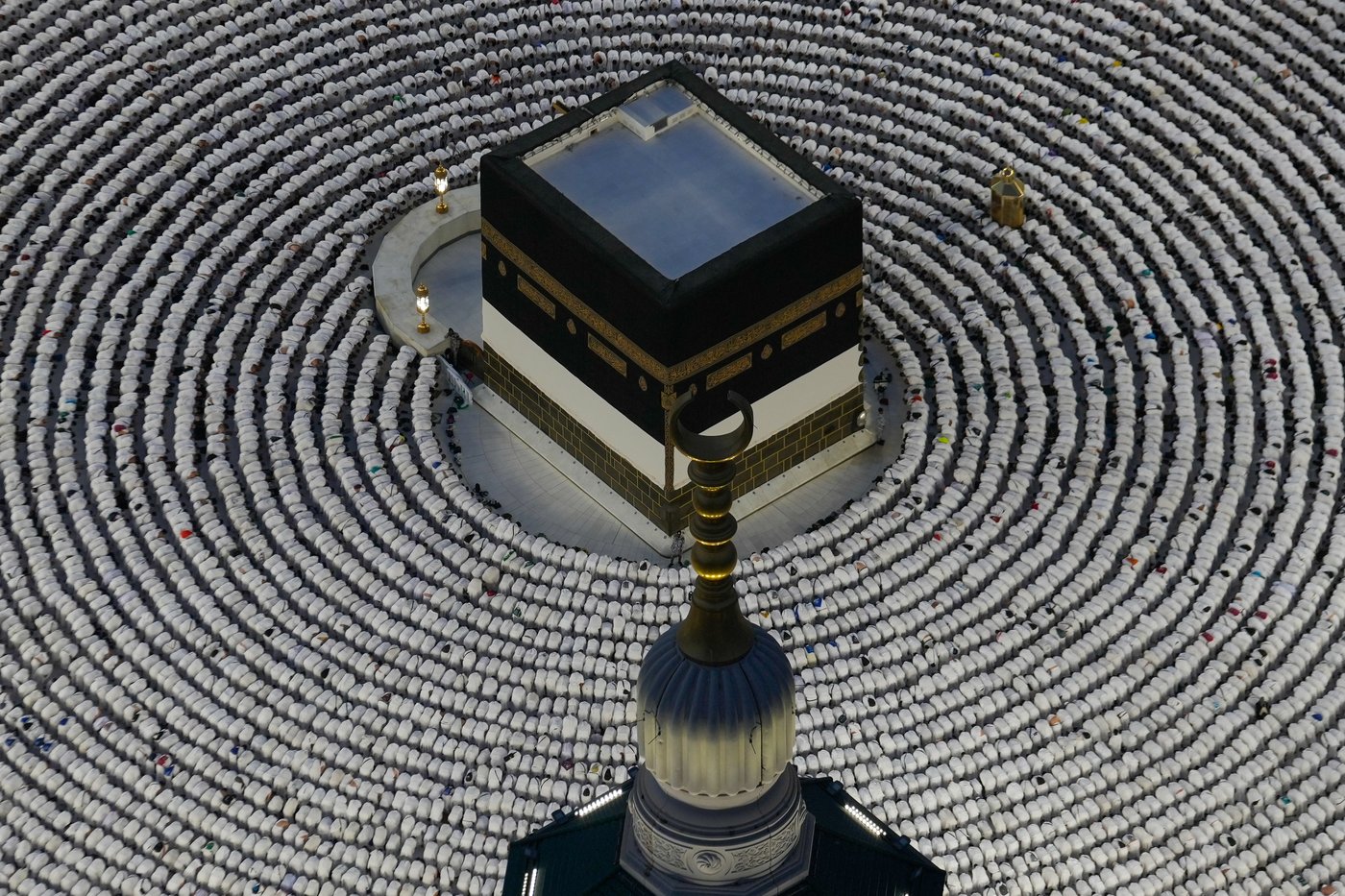 The top photos of the day by AP photojournalists | iNFOnews.ca