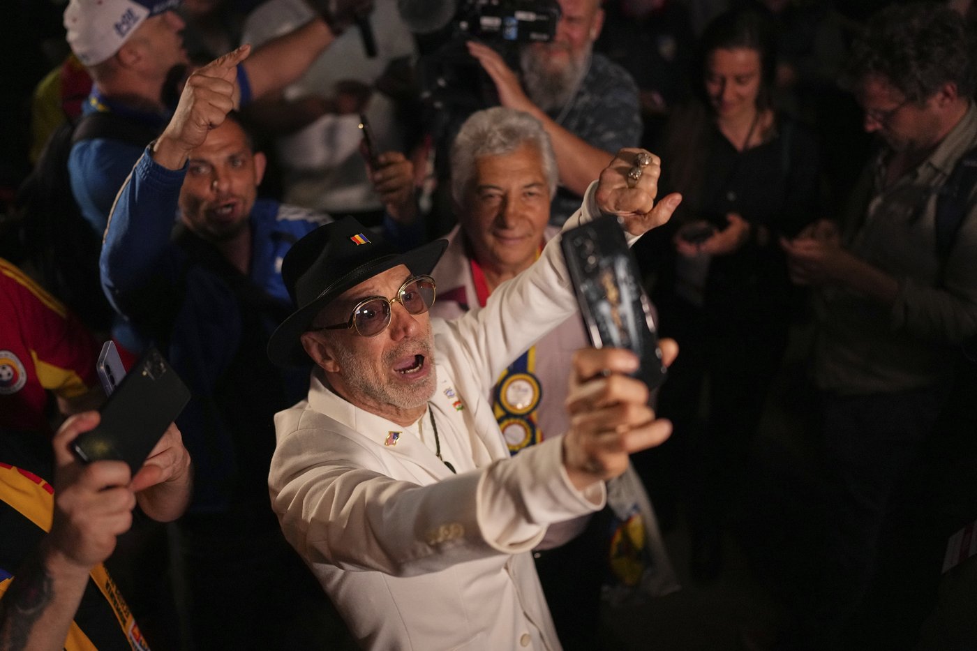 PHOTO COLLECTION: Romania Election | iNFOnews.ca