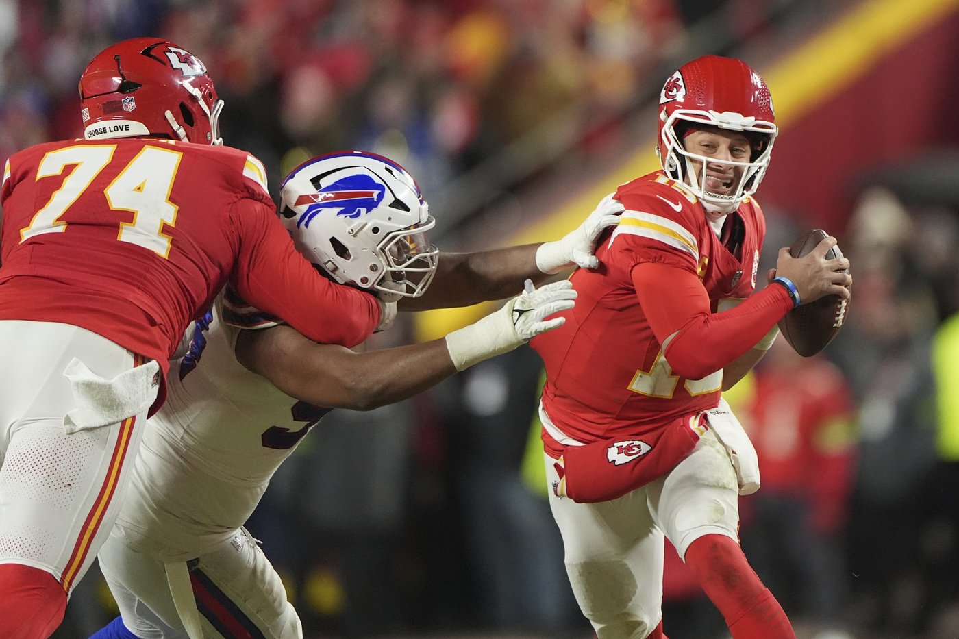 The Chiefs get more Mahomes magic and advance to 3rd straight Super Bowl, beating the Bills 32-29 | iNFOnews.ca The Chiefs get more Mahomes magic and advance to 3rd straight Super Bowl, beating the Bills 32-29 | iNFOnews.ca