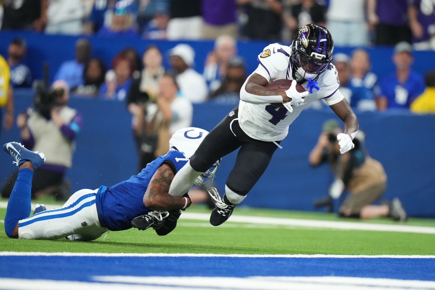 Colts' revamped defense delivers another bad opening-day performance in 41-23 loss to Ravens | iNFOnews.ca Colts' revamped defense delivers another bad opening-day performance in 41-23 loss to Ravens | iNFOnews.ca