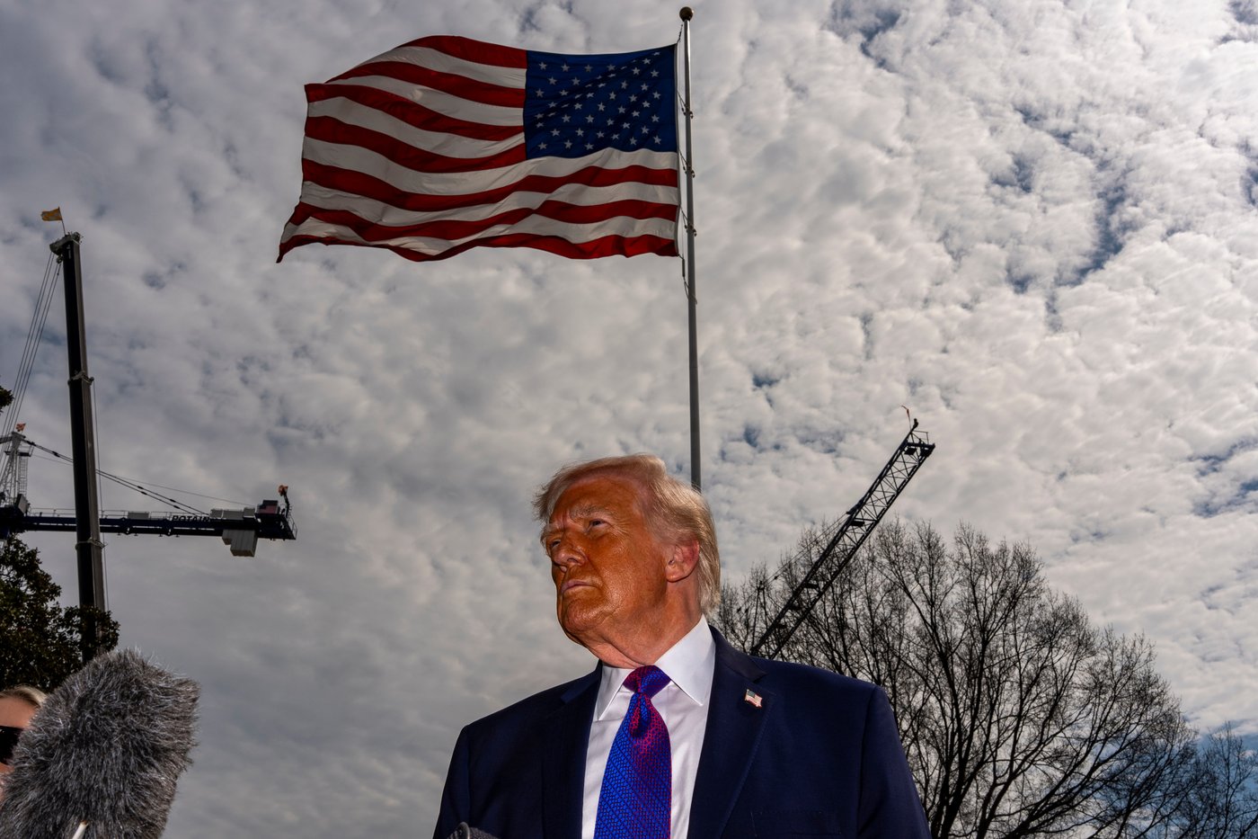 Trump pushes economic messages in Kentucky and Ohio as Iran looms large, in photos | iNFOnews.ca