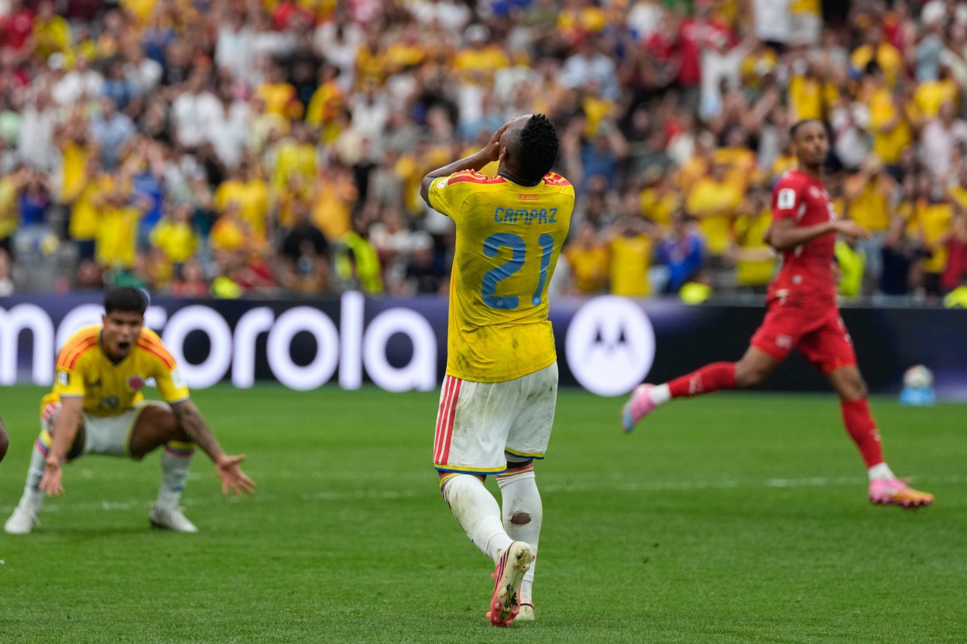 Colombian soccer federation condemns death threats against midfielder Jaminton Campaz | iNFOnews.ca