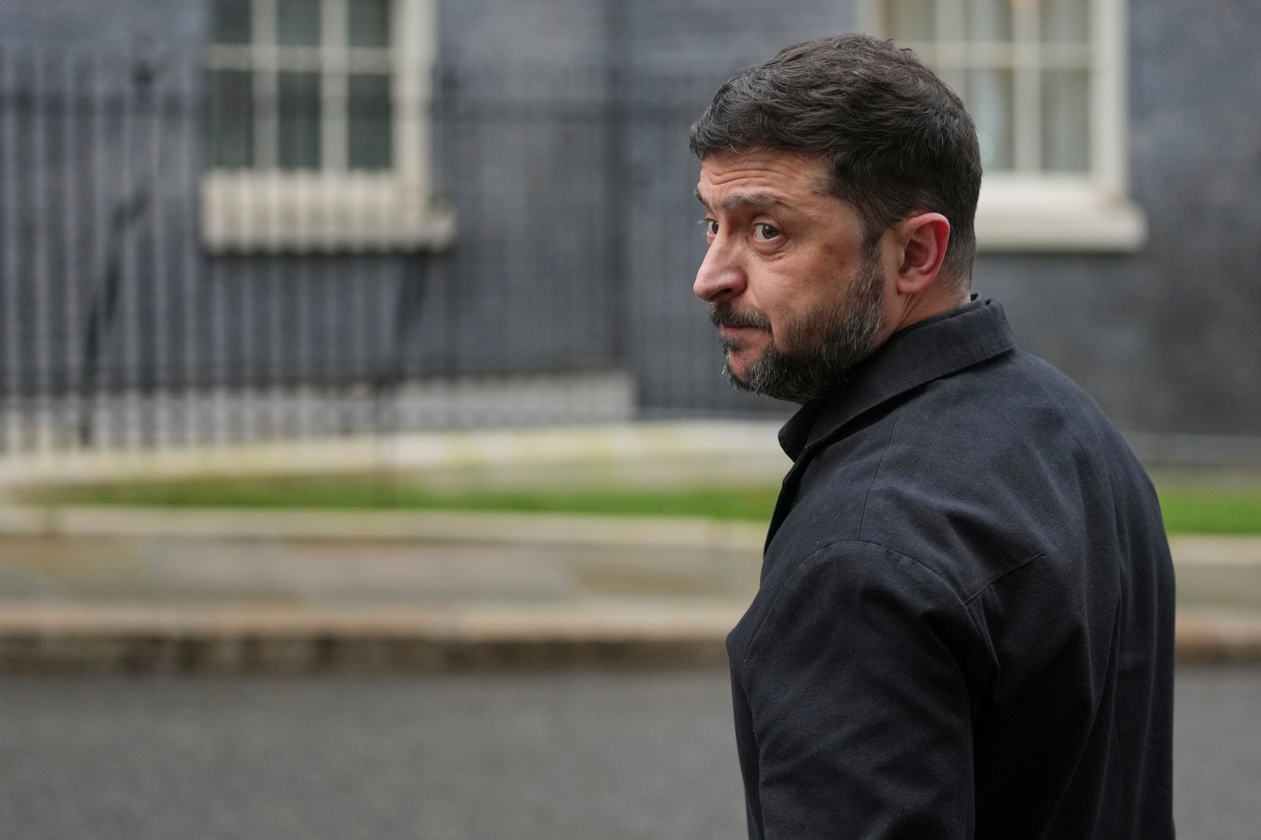 Ukraine's Zelenskyy improvises midflight to get out his message on a whirlwind European trip | iNFOnews.ca Ukraine's Zelenskyy improvises midflight to get out his message on a whirlwind European trip | iNFOnews.ca