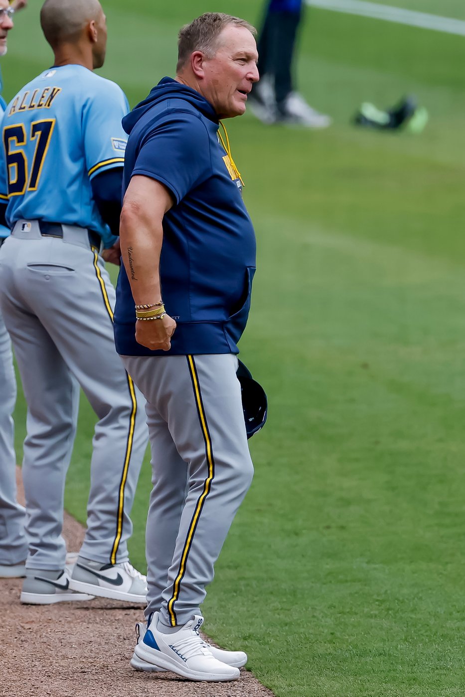 Brewers manager Pat Murphy plans surgeries on his back on Thursday and hip during the All-Star break | iNFOnews.ca