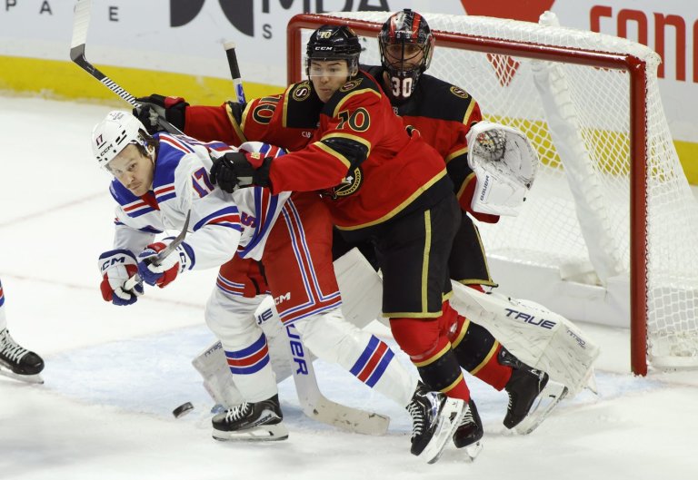 Senators chalk up gritty 7-4 win over Rangers to maturity, systems | iNFOnews.ca