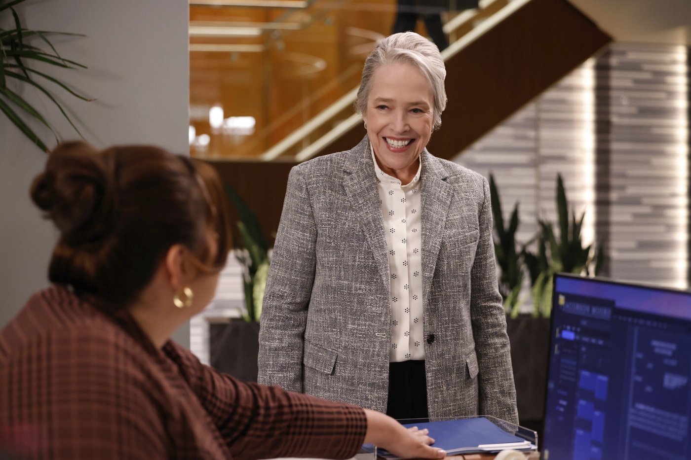 TV procedurals up their game, with doctors on cruises and quirky single moms solving crimes | iNFOnews.ca
