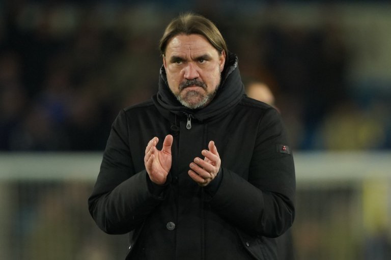 Leeds manager Daniel Farke accepts 1-match ban for confronting referee | iNFOnews.ca