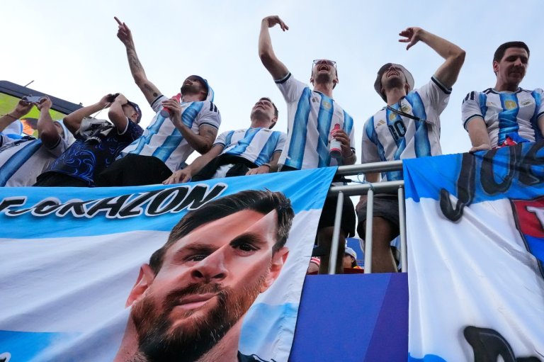 Argentina is defending its World Cup title, and its fans are more obsessed than ever | iNFOnews.ca