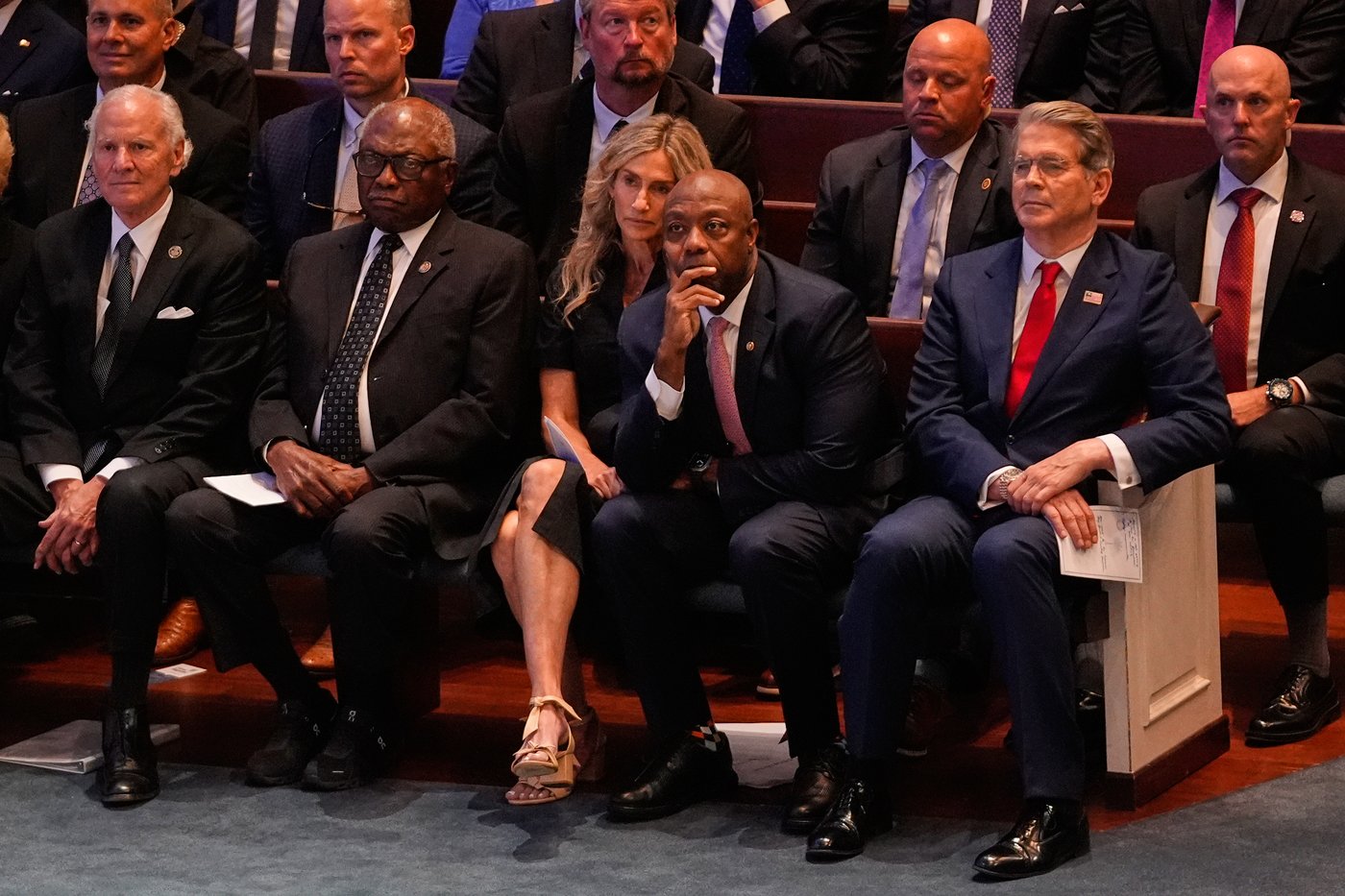 Lindsey Graham returns home one last time for his funeral in South Carolina | iNFOnews.ca