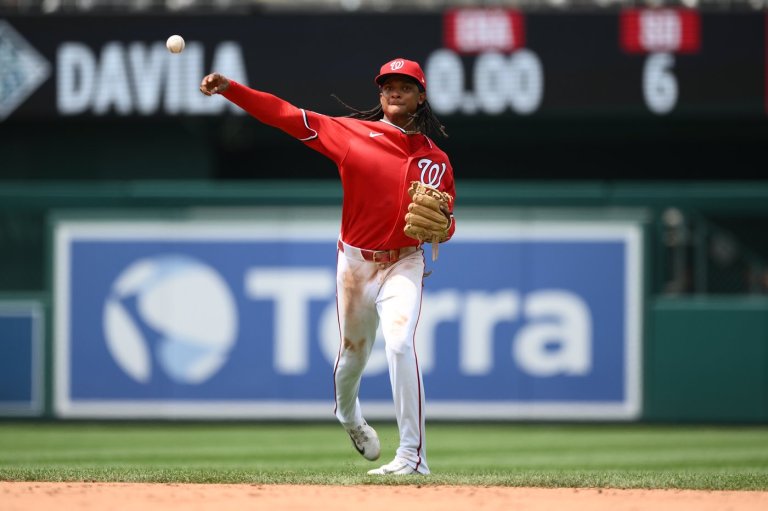 Nationals shortstop CJ Abrams a late scratch vs. Phillies with left side tightness | iNFOnews.ca
