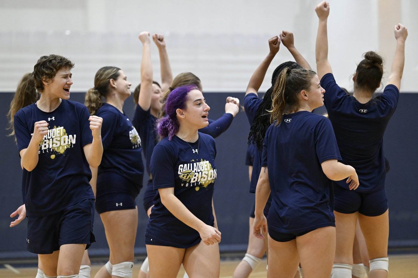 Gallaudet women's volleyball team is signing, quietly winning and rolling into the NCAA Tournament | iNFOnews.ca