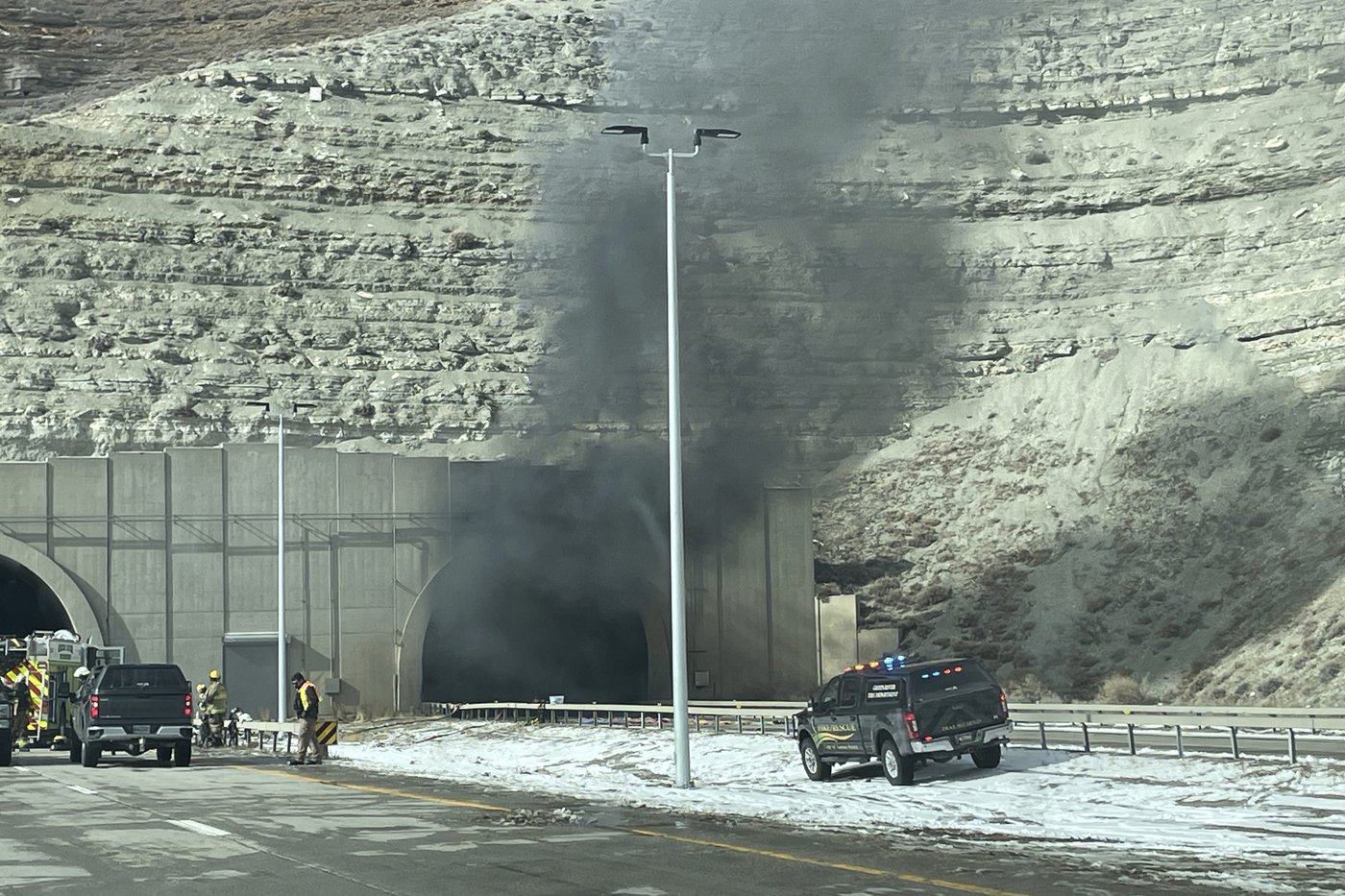 Investigators find 3rd victim from fiery Wyoming highway tunnel crash | iNFOnews.ca