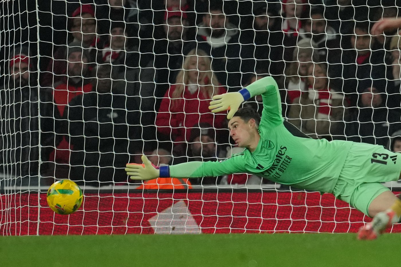 Arsenal beats Crystal Palace in penalty shootout to reach League Cup semifinals | iNFOnews.ca