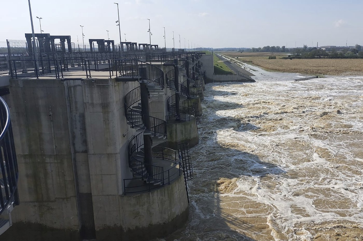 Floodwater reservoir becomes Poland's hero for preventing major flooding | iNFOnews.ca Floodwater reservoir becomes Poland's hero for preventing major flooding | iNFOnews.ca
