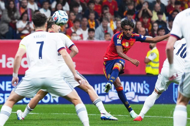 Ballon d'Or rivals Yamal and Kane star for Spain and England in Nations League wins | iNFOnews.ca