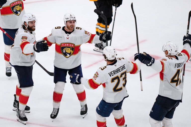 NHL roundup: Marchand returns to Boston, Panthers edge Bruins 4-3 | iNFOnews.ca