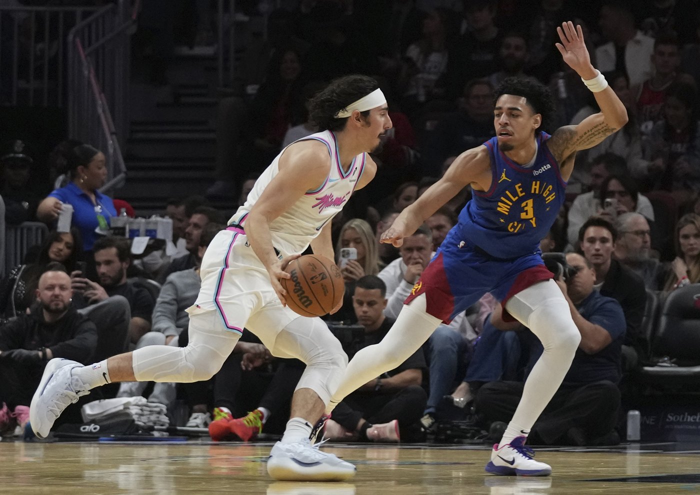 Murray scores 30 points, Jokic has another triple-double to help Nuggets roll past Butler and Heat | iNFOnews.ca