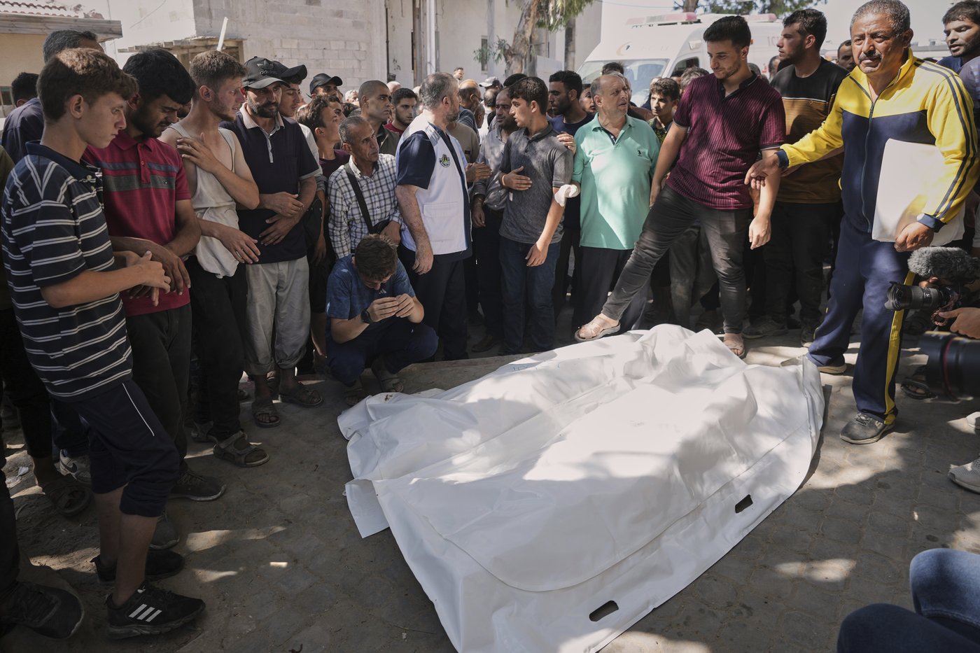 Hamas is open to a ceasefire. But Netanyahu says there's no room for Hamas in postwar Gaza | iNFOnews.ca Hamas is open to a ceasefire. But Netanyahu says there's no room for Hamas in postwar Gaza | iNFOnews.ca