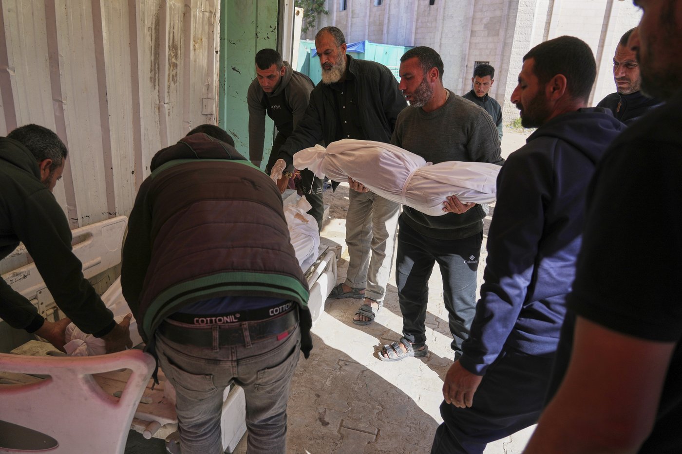 Thousands of Gaza children are malnourished under Israel's food blockade, aid groups say | iNFOnews.ca