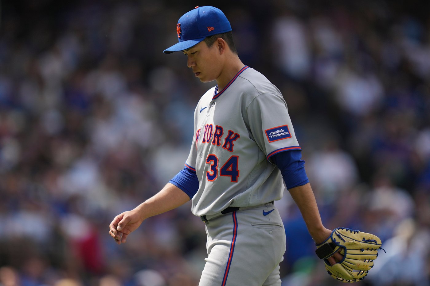 New York Mets center fielder Luis Robert Jr. sent for MRI on ailing back | iNFOnews.ca New York Mets center fielder Luis Robert Jr. sent for MRI on ailing back | iNFOnews.ca