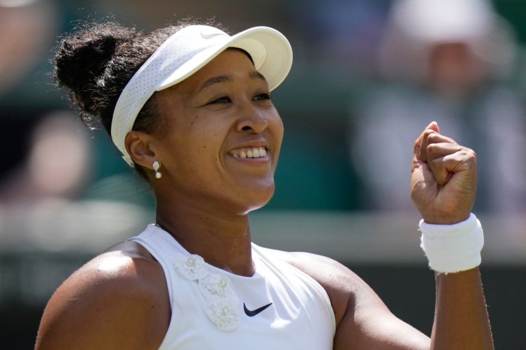 Naomi Osaka gets win at Wimbledon after she gives young daughter a 'timeout' on her birthday | iNFOnews.ca