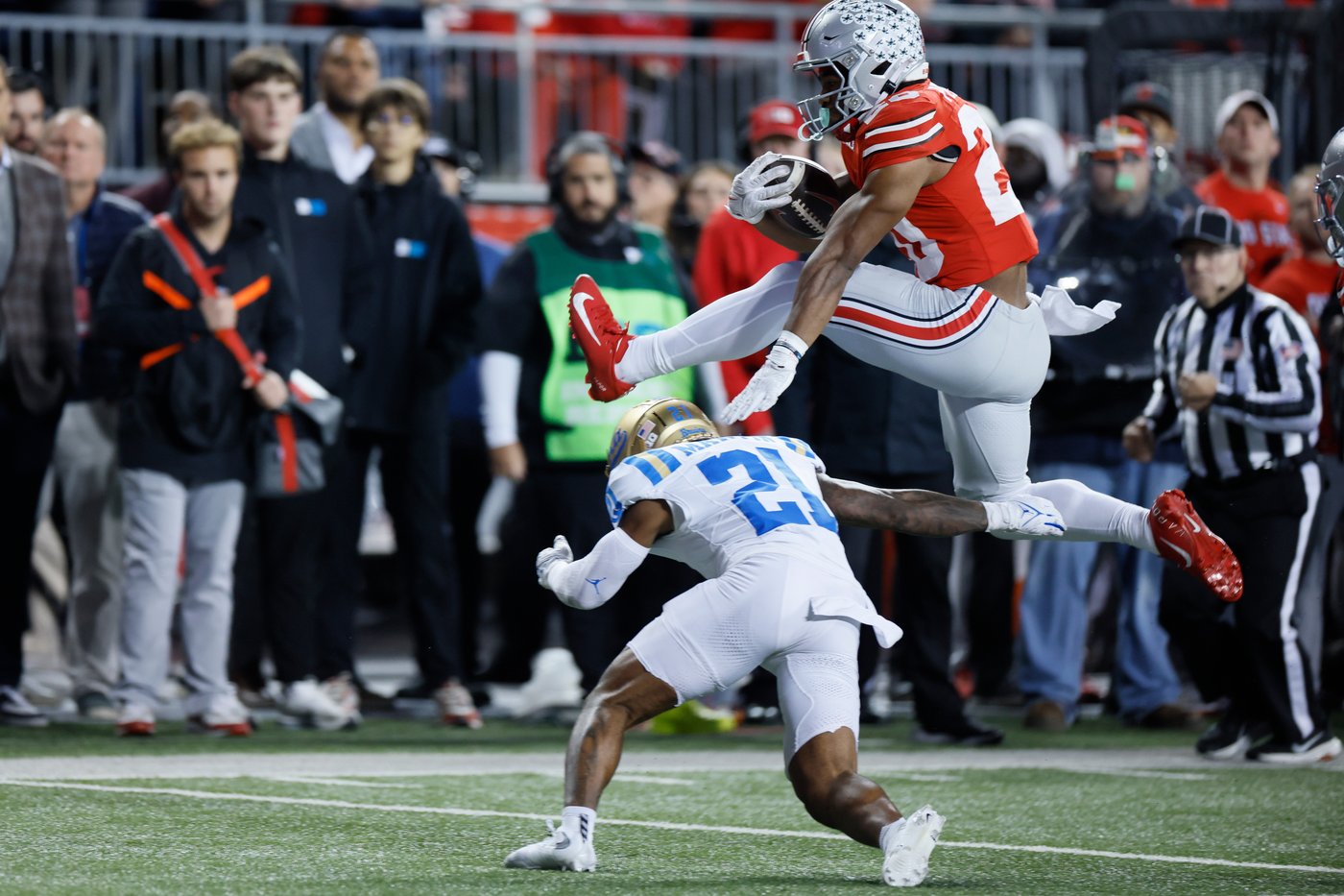 No. 1 Ohio State dominates UCLA 48-10 with highlight plays from Peoples and Styles | iNFOnews.ca No. 1 Ohio State dominates UCLA 48-10 with highlight plays from Peoples and Styles | iNFOnews.ca
