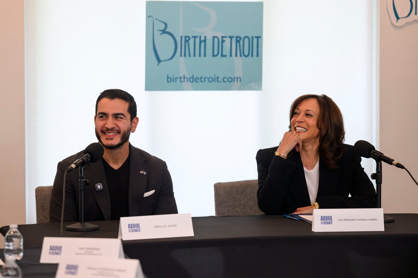 Kamala Harris says midterms could be 'stopgap' on Trump and urges Dem unity for El-Sayed in Michigan | iNFOnews.ca Kamala Harris says midterms could be 'stopgap' on Trump and urges Dem unity for El-Sayed in Michigan | iNFOnews.ca