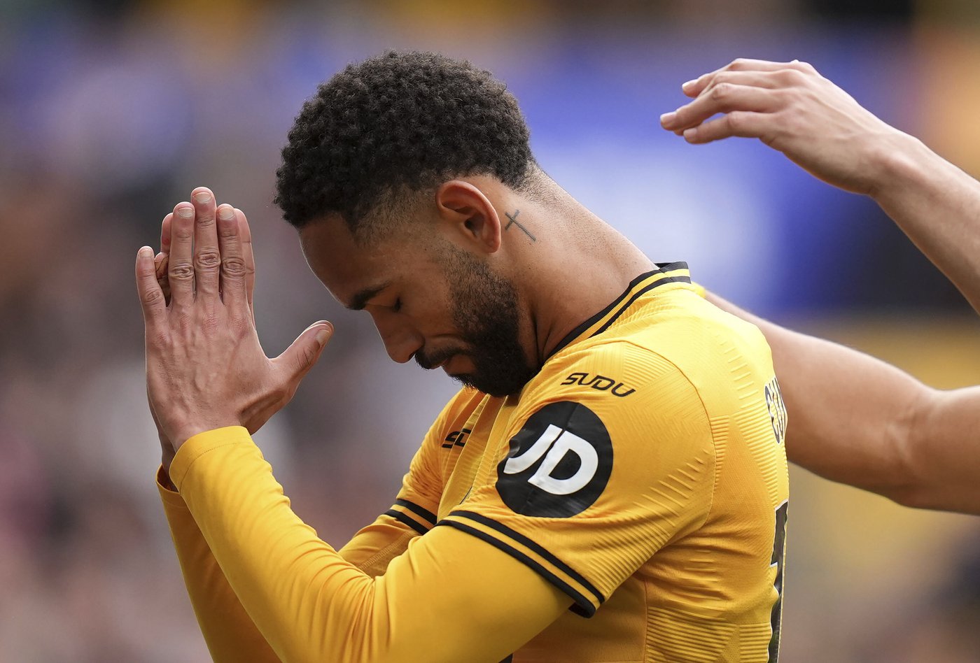 Late Van Dijk goal sees Liverpool move to within six points of the Premier League title | iNFOnews.ca Late Van Dijk goal sees Liverpool move to within six points of the Premier League title | iNFOnews.ca