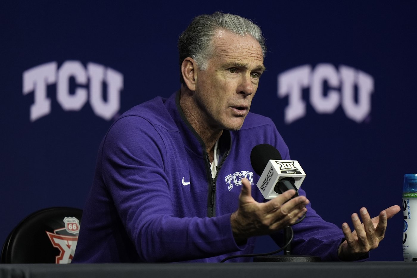 Big 12 coaches understand Tony Bennett's decision to retire as college hoops landscape changes | iNFOnews.ca
