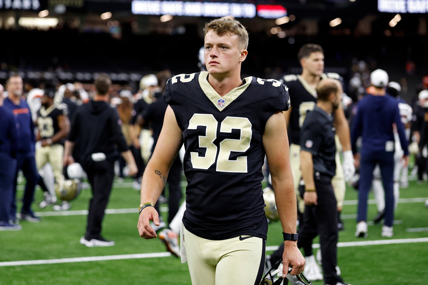 Saints trade punter Kai Kroeger to Houston and swap late-round 2028 draft picks | iNFOnews.ca Saints trade punter Kai Kroeger to Houston and swap late-round 2028 draft picks | iNFOnews.ca