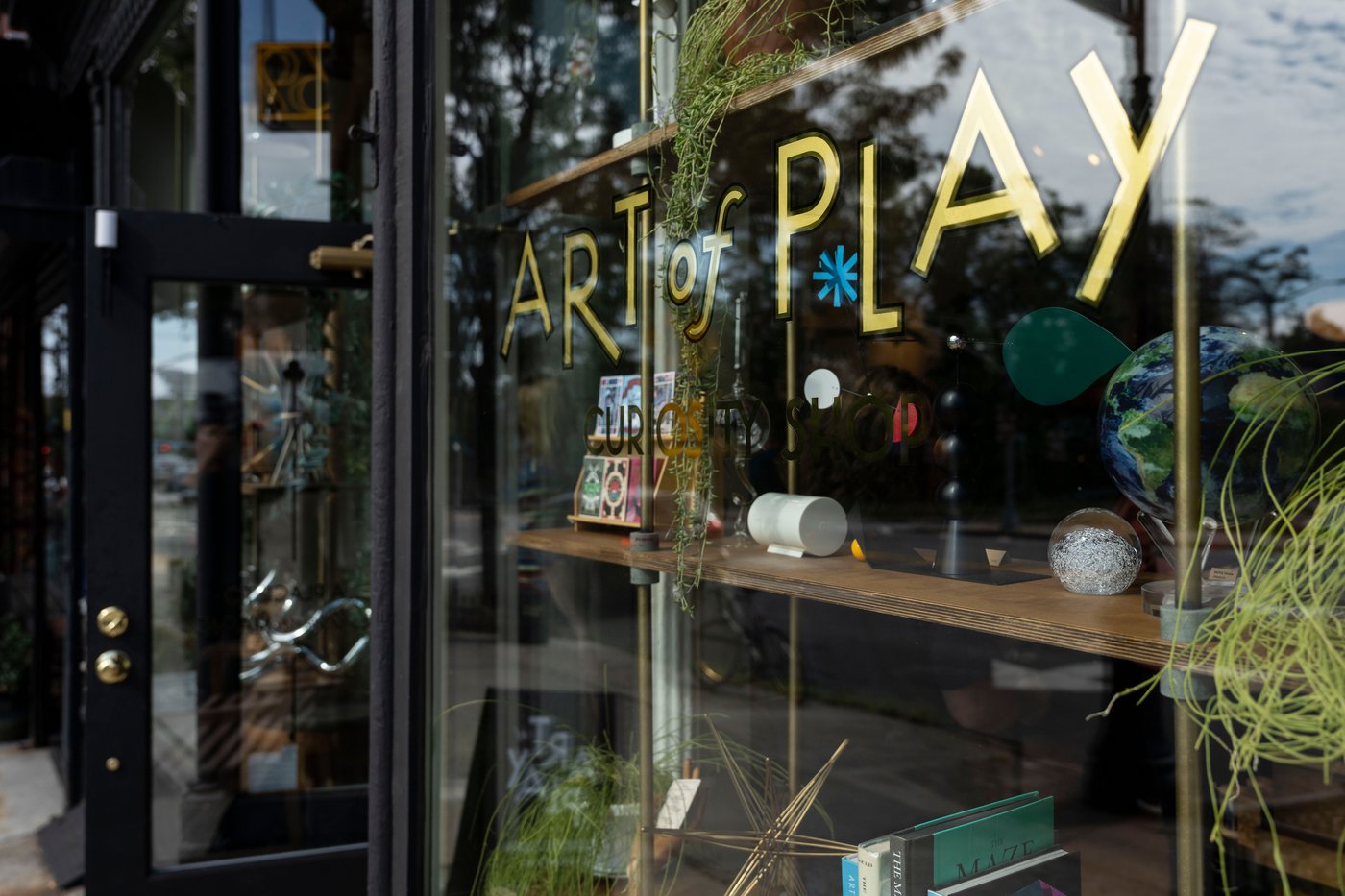 Kelly Clarkson and a Brooklyn store clashed on social media. Behind it, power dynamics loomed | iNFOnews.ca Kelly Clarkson and a Brooklyn store clashed on social media. Behind it, power dynamics loomed | iNFOnews.ca