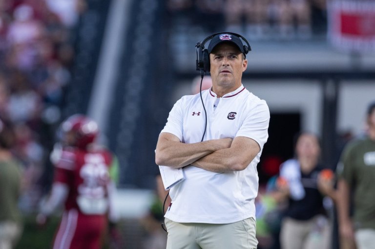 6 college football coaches under the most pressure entering the 2026 season | iNFOnews.ca