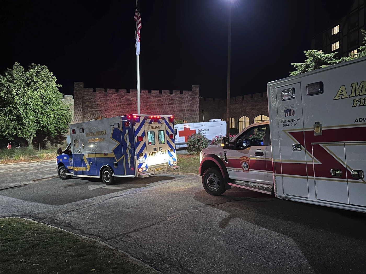 New Hampshire country club shooting leaves 1 dead and several wounded. Suspect in custody | iNFOnews.ca