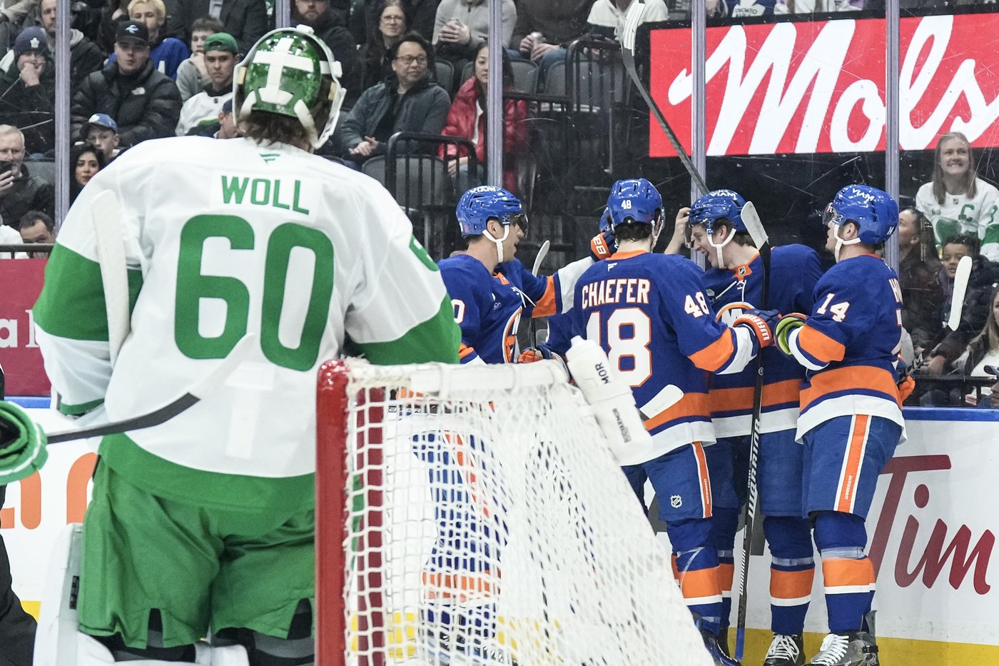 New York Islanders jump on Maple Leafs early, down Toronto 3-1 | iNFOnews.ca