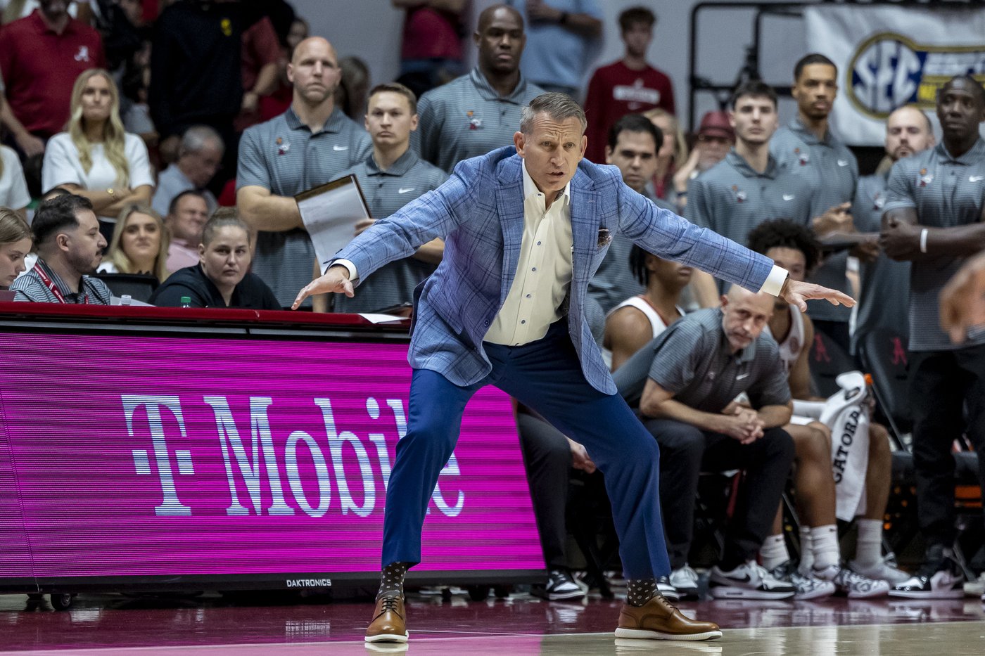 No. 2 Alabama uses second-half run to beat Arkansas State 88-79 and avoid upset | iNFOnews.ca
