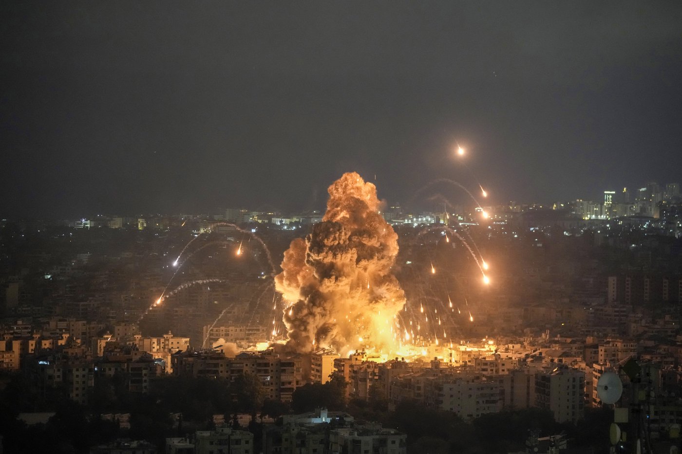 Israel's airstrike warnings terrify and confuse Lebanese civilians | iNFOnews.ca Israel's airstrike warnings terrify and confuse Lebanese civilians | iNFOnews.ca