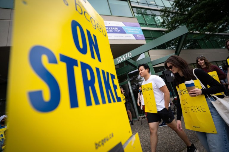CP NewsAlert: Talks to resume between B.C. government and its public service union | iNFOnews.ca
