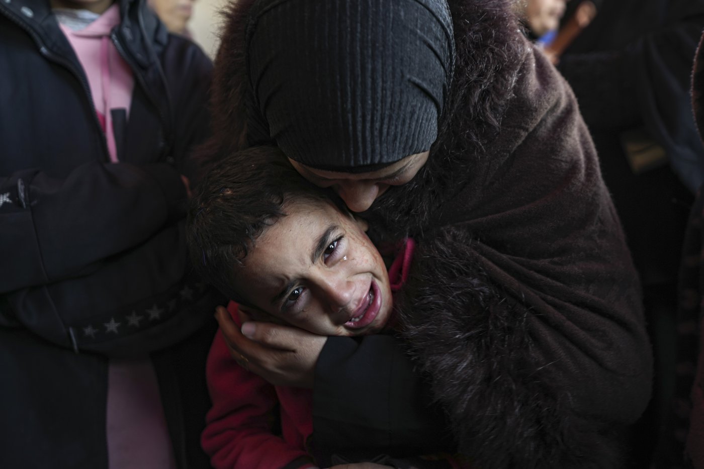 Hamas OKs draft agreement of a Gaza ceasefire and the release of some hostages, officials say | iNFOnews.ca