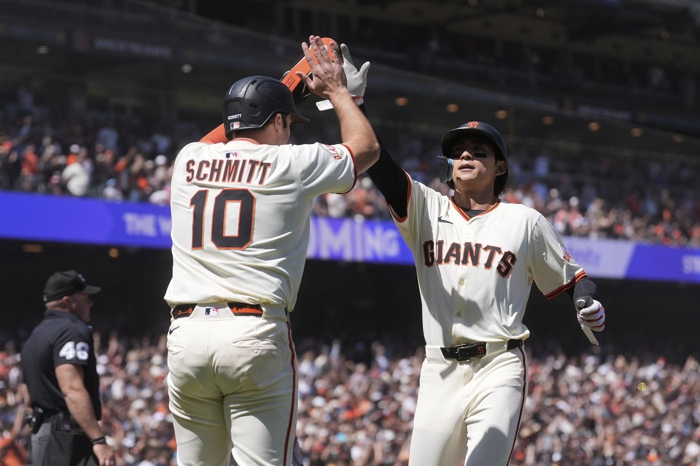 Webb's pitching, Flores' pinch-hit double help Giants edge Guardians 2-1 to end 4-game skid | iNFOnews.ca