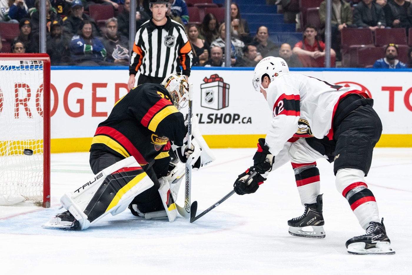 Ottawa Senators extend win streak with 5-4 OT victory over Vancouver Canucks | iNFOnews.ca