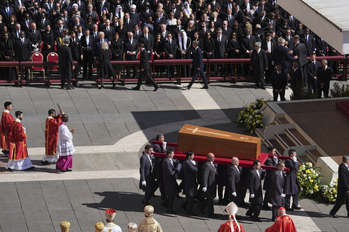 Canadians at pope's funeral say ceremony reflected his vision and values | iNFOnews.ca