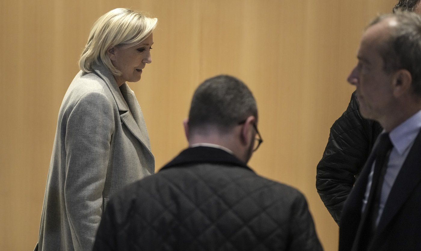 France's Le Pen denies wrongdoing as she and her party go on trial accused of embezzling EU funds | iNFOnews.ca